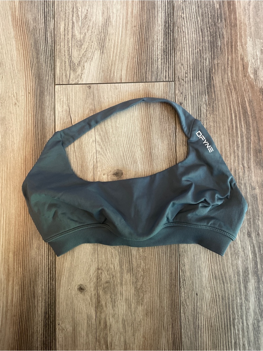 Womens Sage Seamless Sports Bra